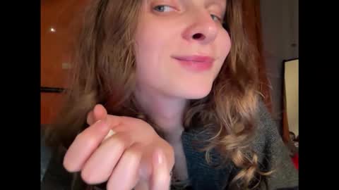 Mikky or Moon online show from October 3, 8:03 pm