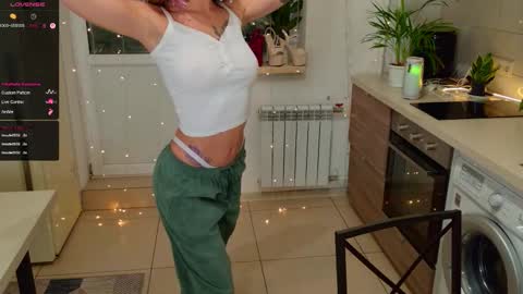 MagicLove online show from November 30, 3:49 pm