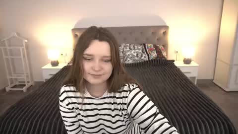 Emily online show from June 17, 12:39 pm