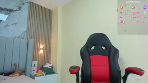 magievans1 online show from March 6, 1:06 pm