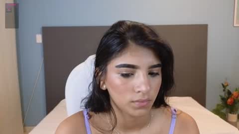 Maiaa Ruiz  online show from December 7, 1:07 pm