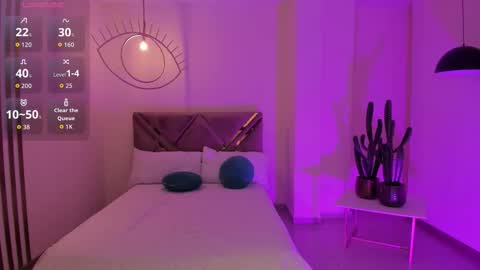  Maia  online show from October 19, 7:38 pm