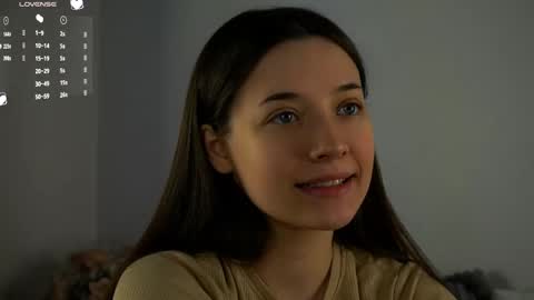 Lucy online show from March 3, 1:07 am