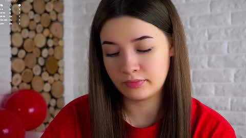 Lucy online show from February 12, 3:19 am