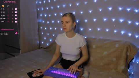 Your kitty online show from February 7, 3:41 pm