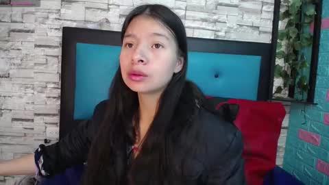  MAILY CAN  online show from September 12, 12:23 pm