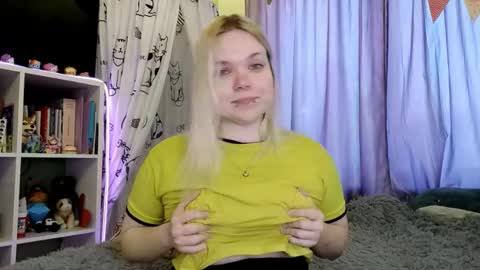 Karen online show from February 25, 3:10 pm