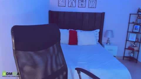 Maite online show from April 15, 4:57 am