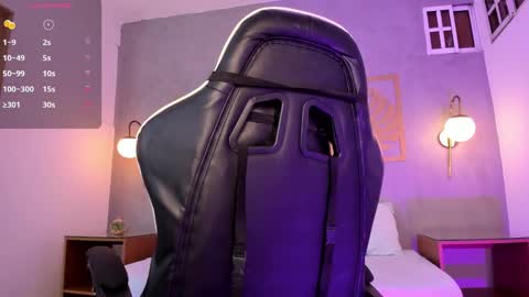 MAJO ROSE  online show from September 18, 7:45 pm