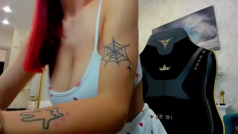 Chloe online show from March 12, 4:48 am