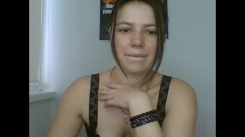 make_mesmile online show from March 21, 7:46 am