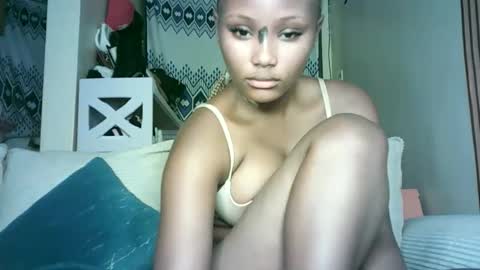 Eva online show from April 9, 10:48 pm