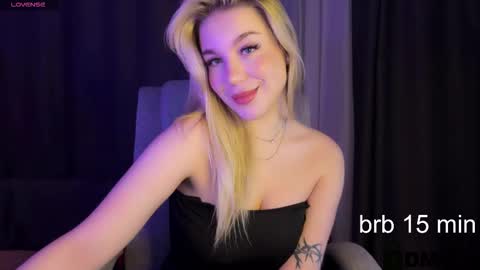 maksisisia online show from March 18, 4:56 pm