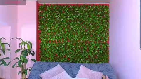 malen_fitnessmilf online show from April 15, 11:55 am