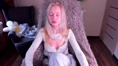 Malena online show from February 23, 10:43 am