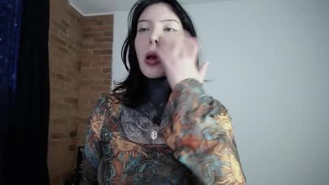 Alice Asylum online show from February 11, 10:33 pm