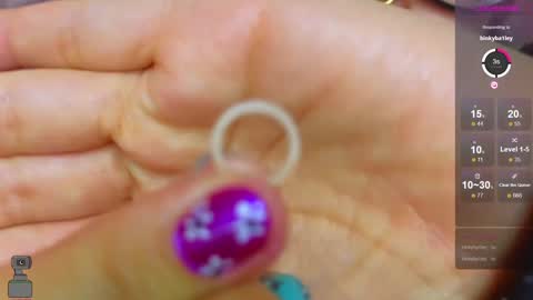 Mar  Alicia     Rosie  v A L I C I A W I T C -  Meg Cherie online show from December 24, 5:27 am