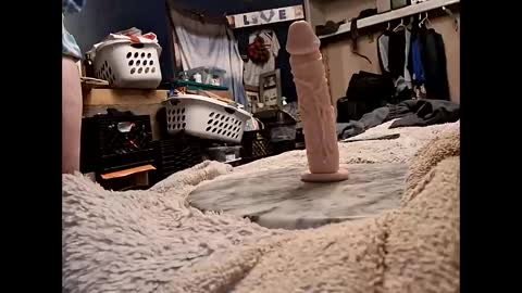 man1festit online show from November 24, 7:32 am