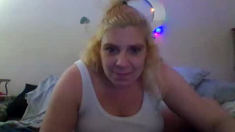 mindy22 online show from January 27, 4:09 am