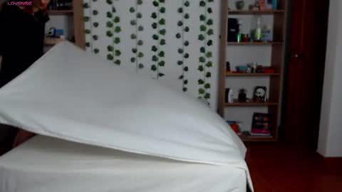 Danny online show from March 9, 2:18 am