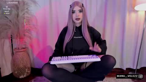 manu  velezz   Help me to get to 100 thumbs ups Tip 25tks  Rate me  online show from March 12, 10:07 am