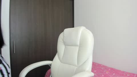 MANUELA online show from January 18, 6:32 pm