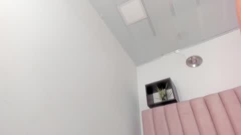 manu 3 online show from October 7, 5:34 am