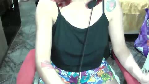 Manu Escarlate online show from September 23, 6:33 am