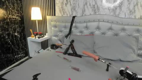 Mara  online show from December 14, 3:45 am