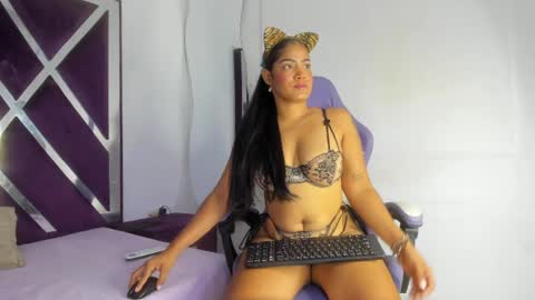 Marcy Gomez online show from April 4, 9:13 pm