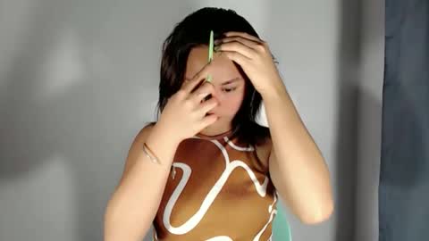 call me maria online show from February 3, 7:35 am