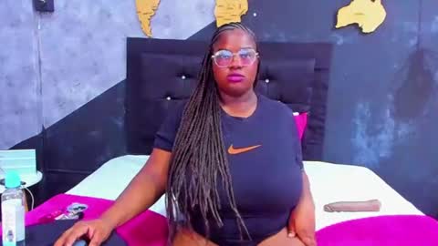  MARIAM online show from October 24, 1:18 pm