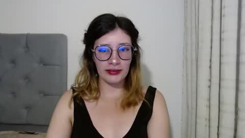 Mariana online show from December 27, 3:27 pm