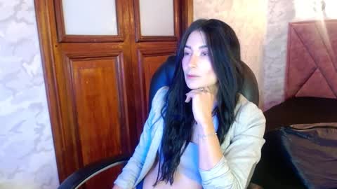 Mariana online show from December 17, 12:09 pm