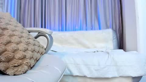 Mariana online show from March 9, 1:37 pm