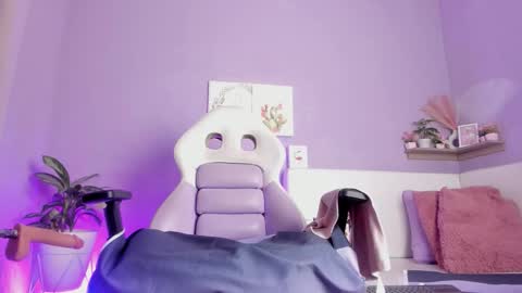 mariana_rossi_ online show from September 15, 5:53 pm