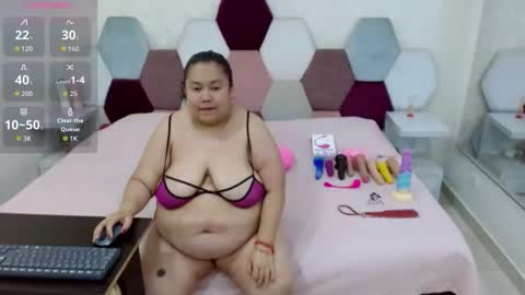 mariana online show from March 1, 9:36 pm