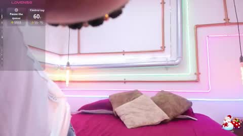 marianasteele  online show from January 12, 5:40 pm