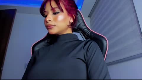 M A R I A N E online show from March 2, 4:07 am