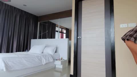 Marie online show from September 12, 8:45 am