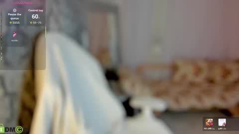 Mariel online show from July 15, 2:05 am