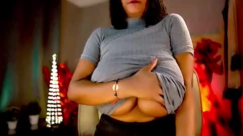 Nikita - Scroll down and read my bio please. New Pictures in Bio online show from February 12, 7:10 am