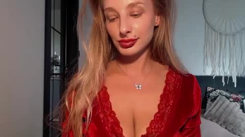 MarilynDevilish online show from September 22, 3:10 pm