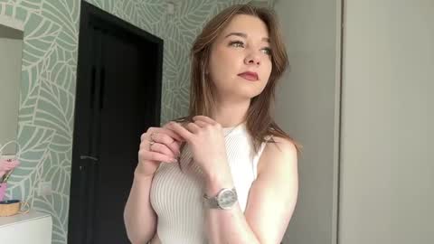 Sally 3 online show from May 26, 5:40 am
