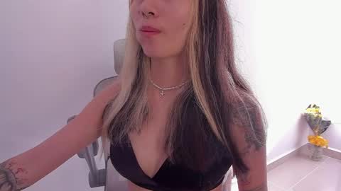 Marin kitoko online show from March 19, 9:19 pm