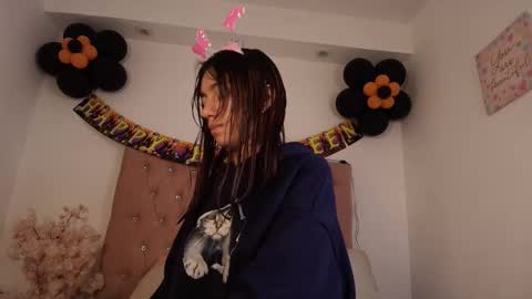 marinette online show from October 25, 12:57 pm