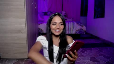 Maritza Ferrer -Samara Beltran online show from April 9, 6:19 am