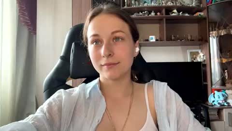 Lena online show from June 19, 9:24 am