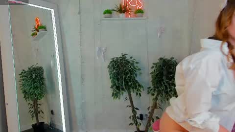 Emmaa online show from June 11, 2:53 am