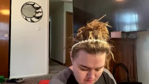 maroon_moon online show from February 14, 4:09 pm